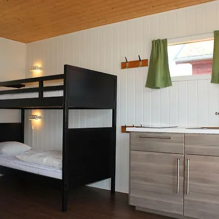 Camp Apta Hostel *