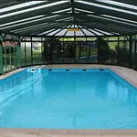 Camp Apta Hostel